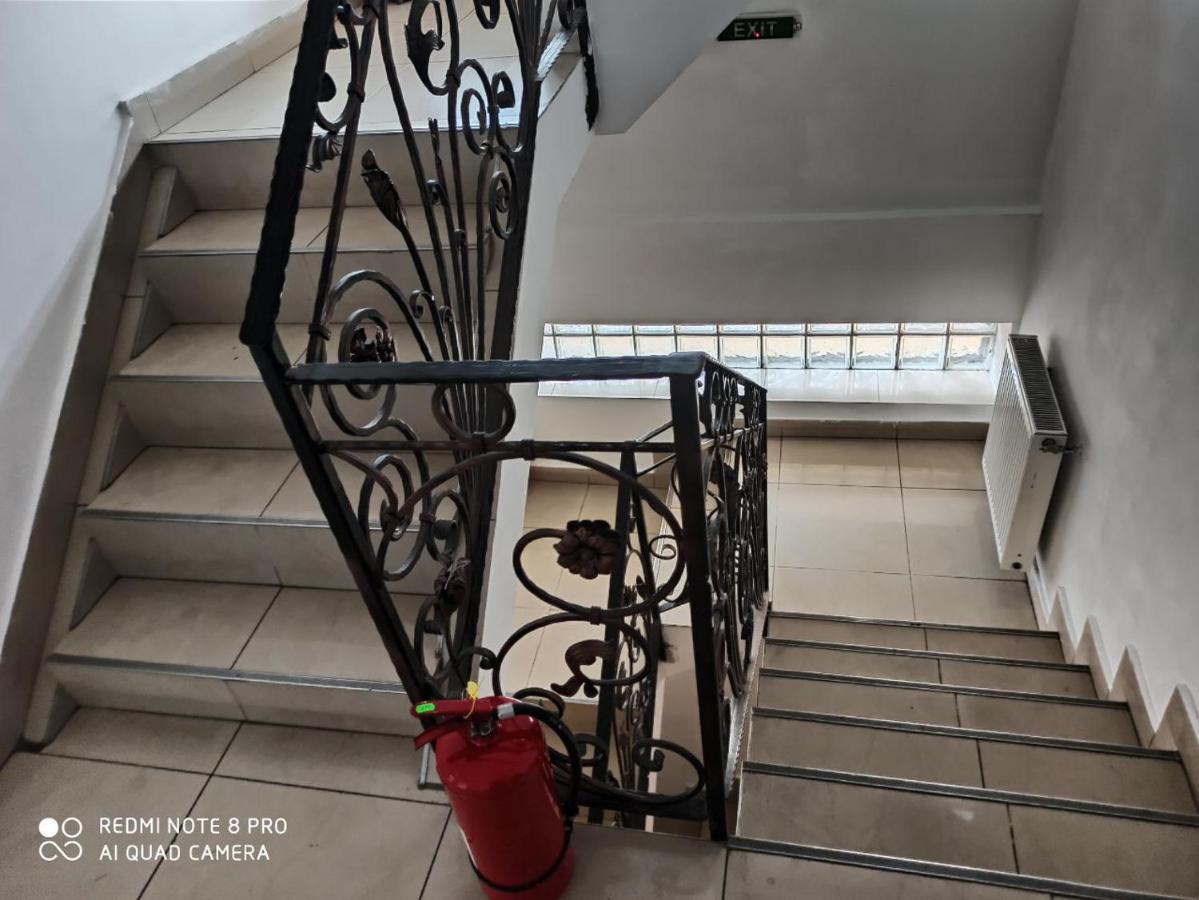 Hotel Quik Braszów Zewnętrze zdjęcie